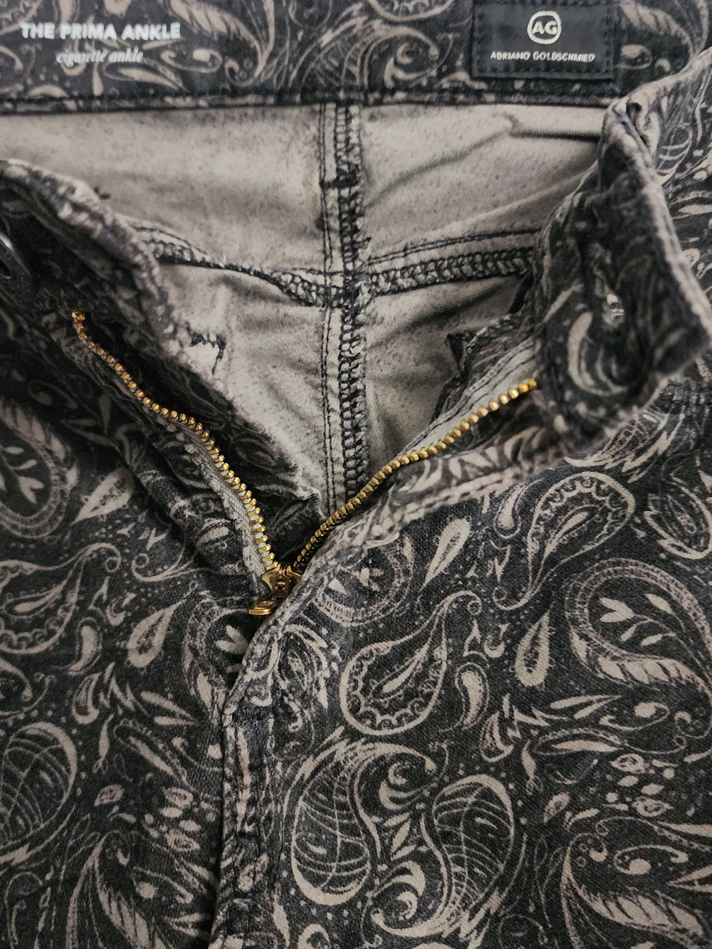 Step Out  NWT Ag Adriano Goldschmied Black Paisley Prima Ankle Cigarette Jeans - Picture 7 of 15